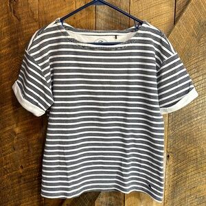 Tommy Bahama blue and white striped boatneck ladies shirt size small